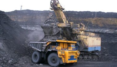 coal truck 2023592 640