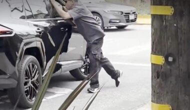 Man seen hanging off the side of car in San Francisco road rage incident