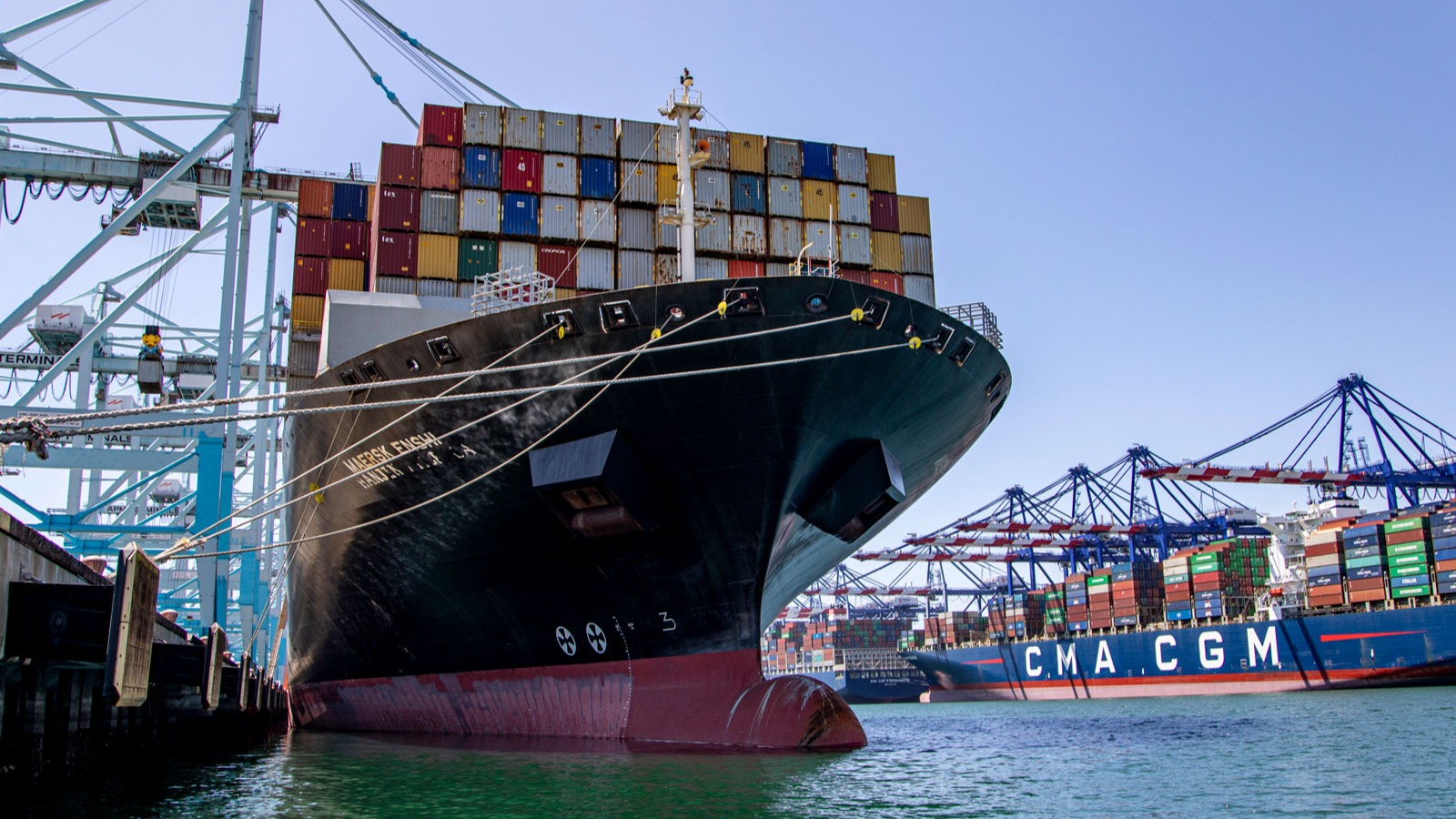 Port of Los Angeles forecasts 7% container volume decline