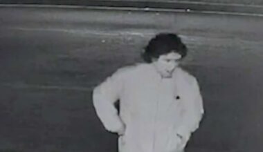 Police search for suspect in random Long Beach stabbing that injured woman