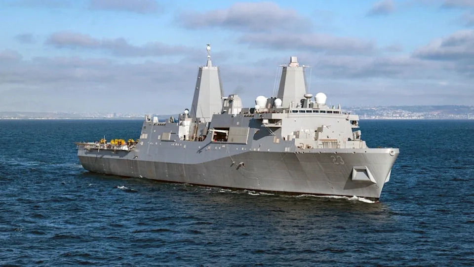 Amphibious transport dock ship USS Anchorage