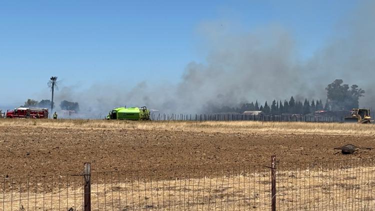 Four outbuildings destroyed after 2-acre fire in Sacramento County