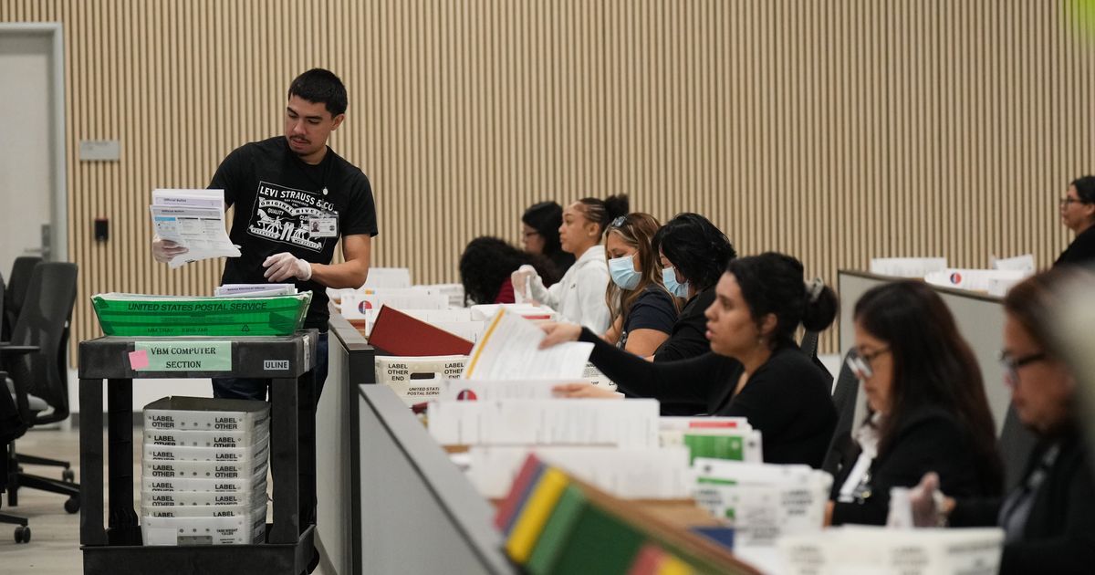 US attorney opens investigations into California's elections, sends prosecutor to LA vote center :: WRAL.com