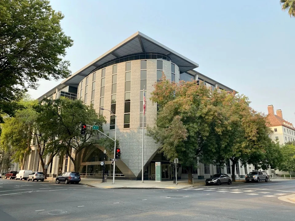 California’s Department of Education building in Sacramento has been invaded by bedbugs. Jammer Gene – stock.adobe.com