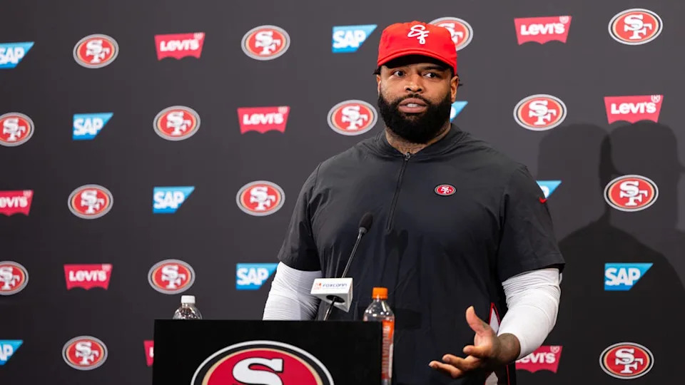 Trent Williams speaking to reporters.<p>&lpar;Photo by Matthew Huang&sol;Icon Sportswire via Getty Images&rpar;</p>