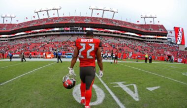Ex-NFL RB Martin parents file wrongful death suit against Oakland