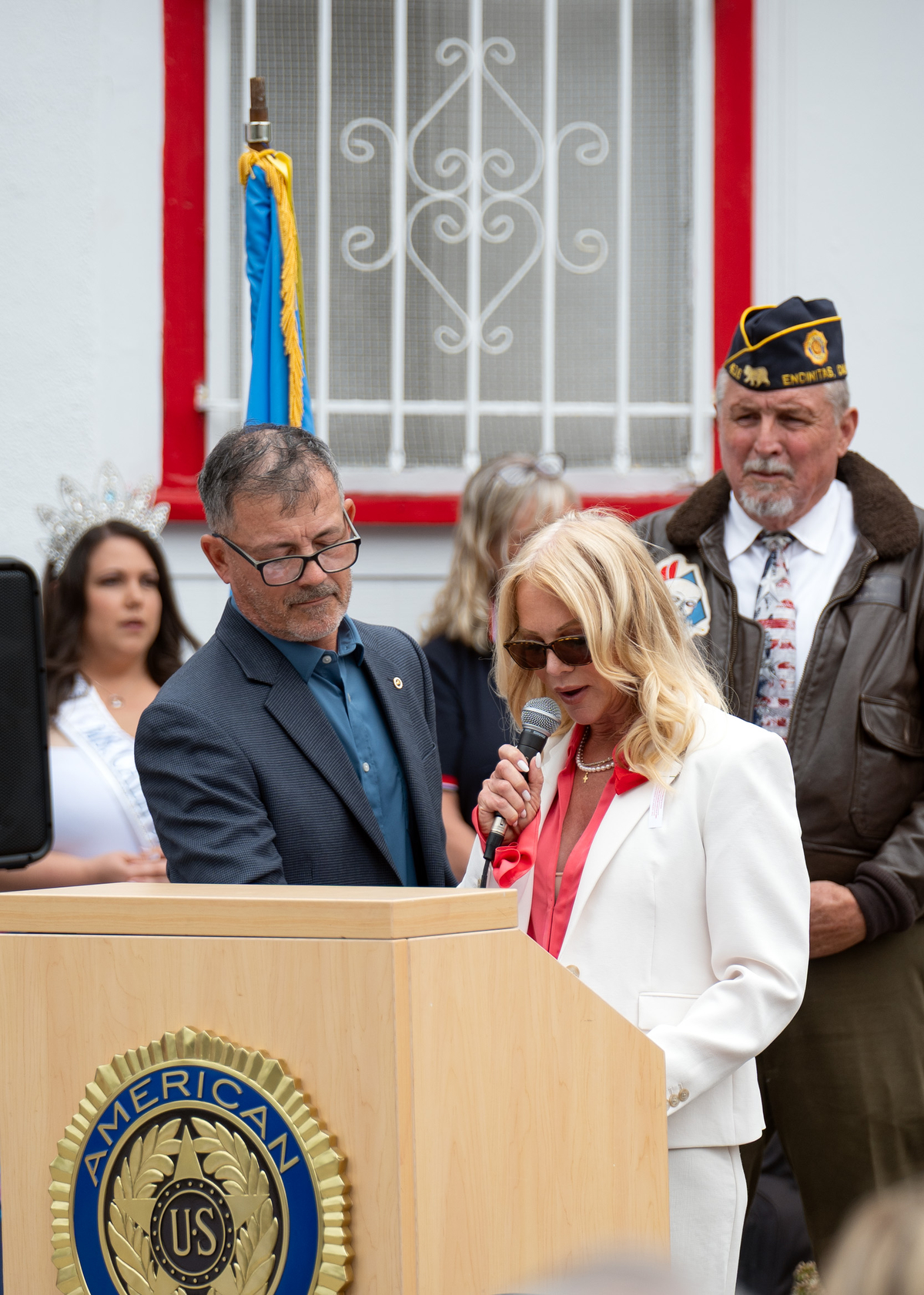 John and Julie Poehler recite the poem “In Flanders Fields”...