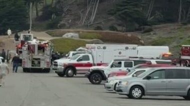 Mother, child swept into ocean off San Francisco's Baker Beach in critical condition after rescue
