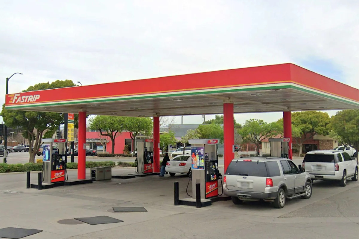 Former California mayor's daughter 1 of 2 killed in gas station shooting