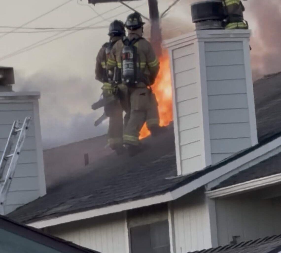 Apartment fire displaces dozens, damages 12 units, Fresno battalion chief says