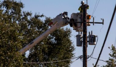 PG&E warns of possible Northern California power shutoffs starting Wednesday