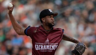 Giants bring up Wilkin Ramos and Buddy Kennedy, option Jesús Rodríguez