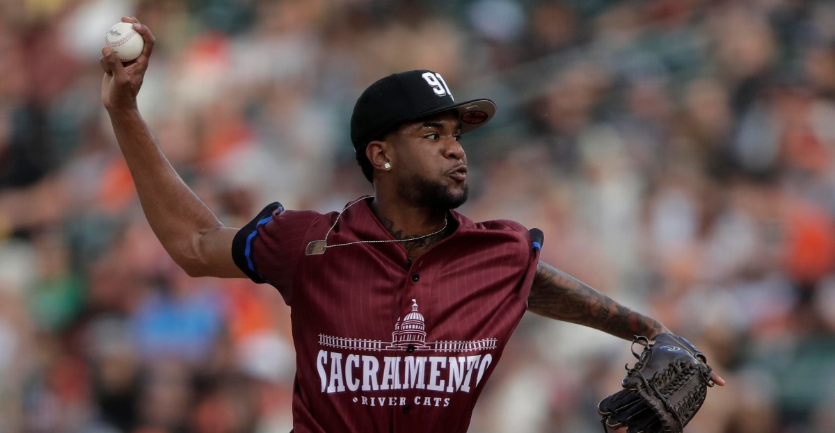 Giants bring up Wilkin Ramos and Buddy Kennedy, option Jesús Rodríguez