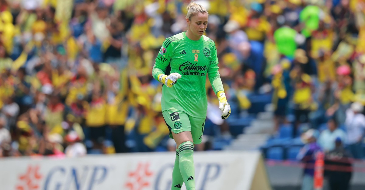 San Diego Wave sign Spanish goalkeeper Sandra Paños