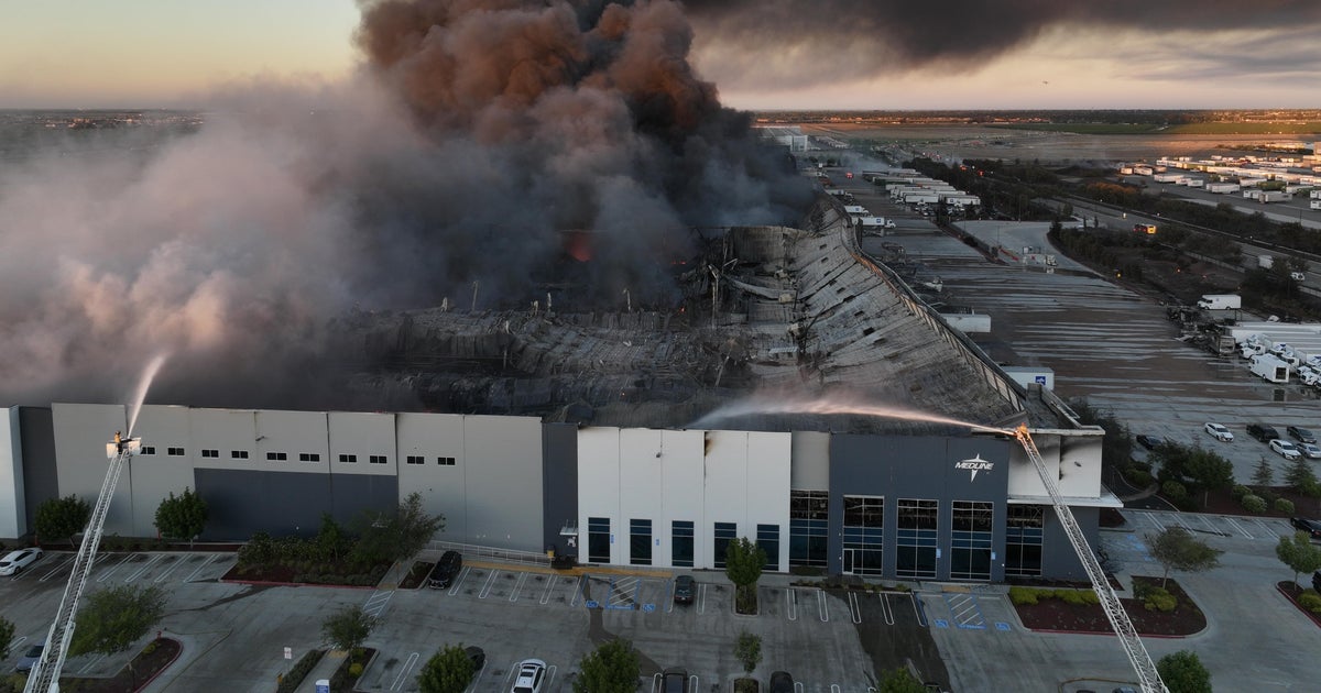 Medline employee speaks out after Tracy warehouse fire: "We were all frantic"