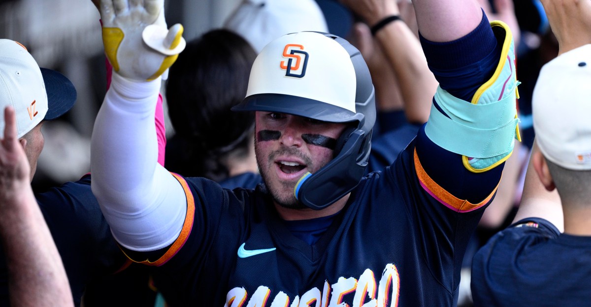 San Diego stuns L.A. with 7-run bashing