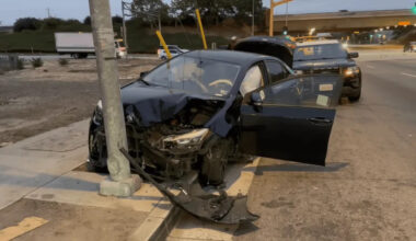 Car crash into pole