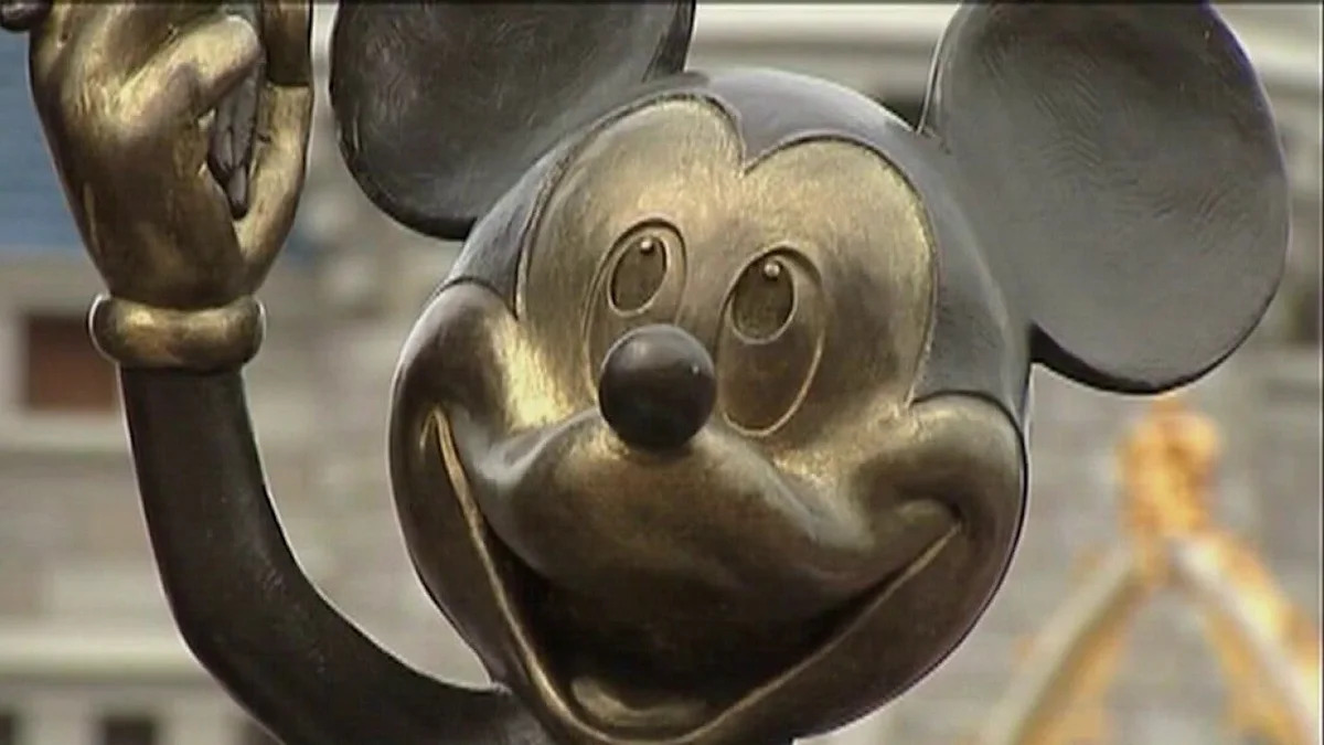 Disneyland-themed license plates one step closer in California