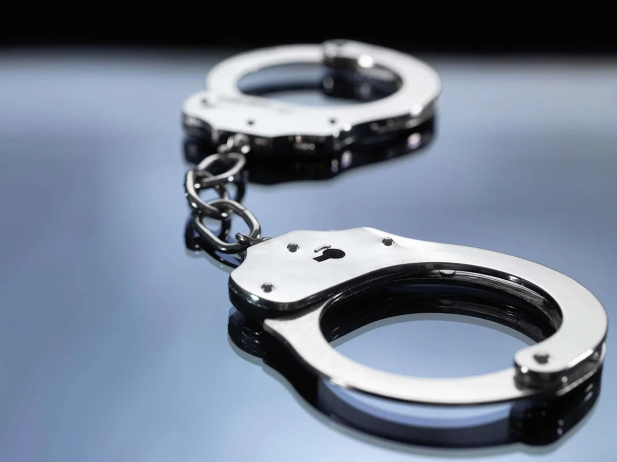Oakland man arrested in connection with theft of Alameda County vehicles