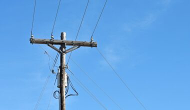Rollover Crash in Redding Knocks Down Utility Pole, Leaves Nearly 700 Without Power - Sacramento Injury Attorneys Blog