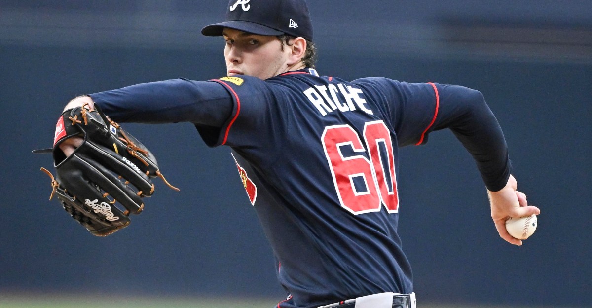 Atlanta Braves News: Series loss in San Diego, Robert Suarez, and more