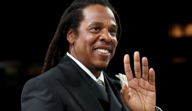 Jay-Z to Perform Concerts In Paris and Los Angeles