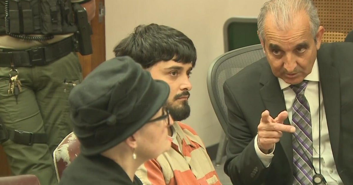 Man accused of murdering 3 generations of Modesto family appears in court