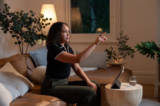 The KIWEAR ring is a universal remote. By tapping your fingers or swiping the air, users can control up to eight devices, including a car. (KIWEAR)