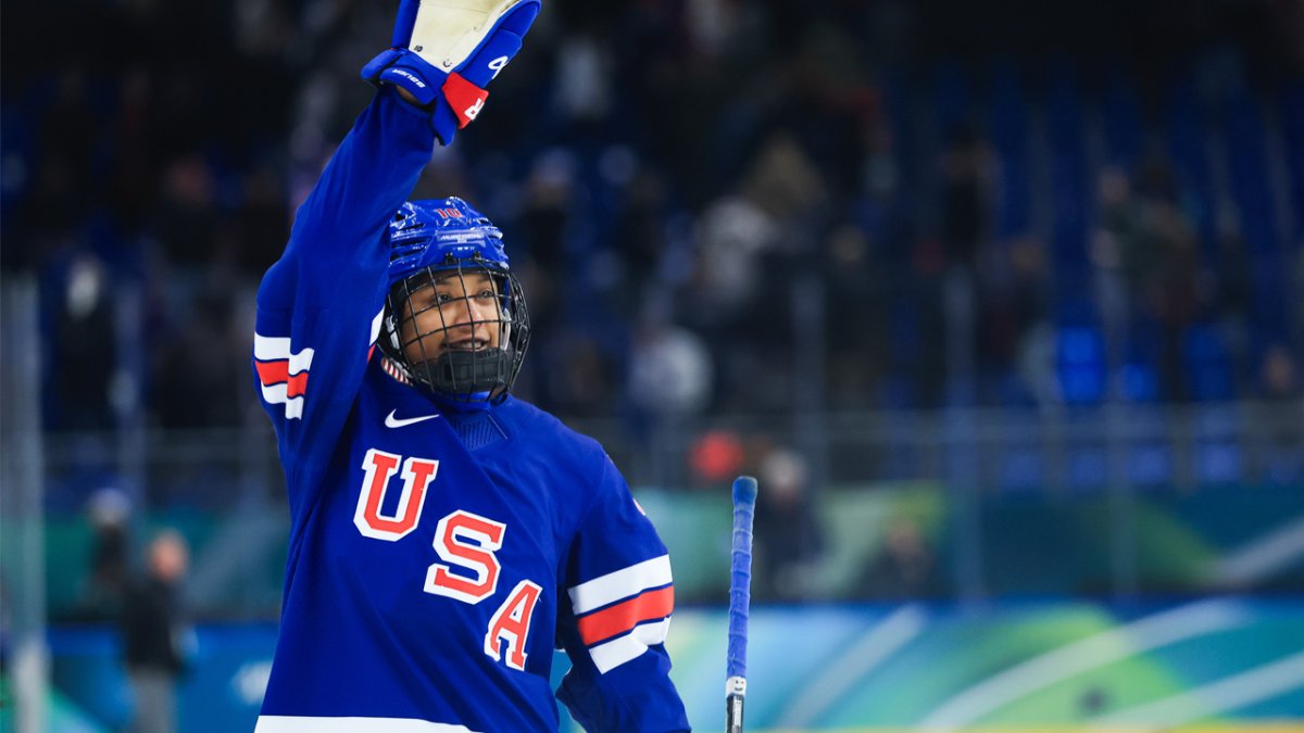 Laila Edwards embraces being a part of PWHL San Jose history – NBC Bay Area