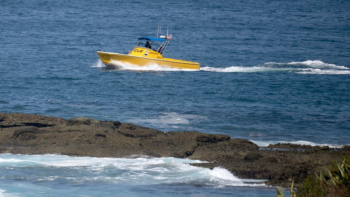 Lifeguard rescue boat