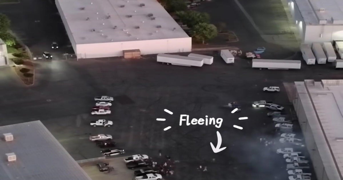 Lincoln police shut down large sideshow, impound 3 vehicles