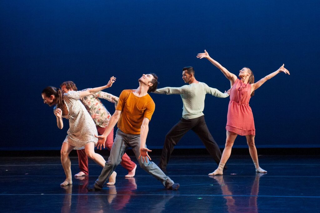 BODYTRAFFIC - "oJoy" choreography by Richard Siegal - Photo by Christopher Duggan.