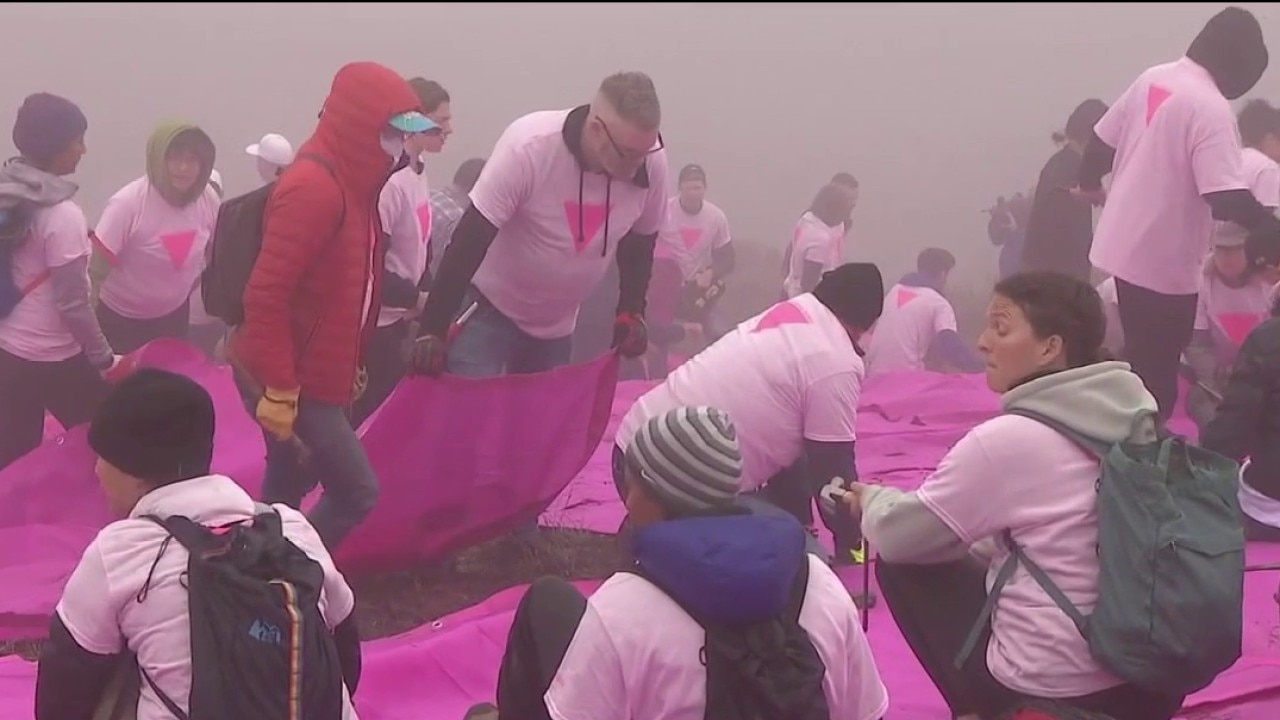 Volunteers needed for San Franciscos Pink Triangle display