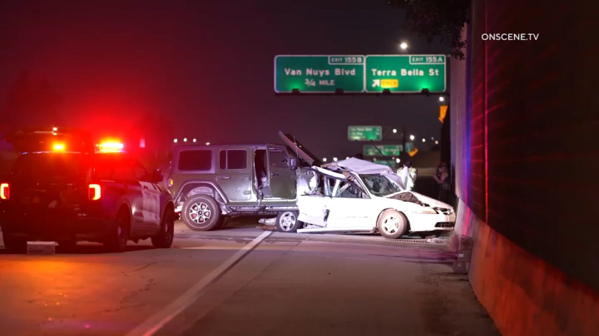 1 person killed in crash on 5 Freeway in Pacoima – NBC Los Angeles