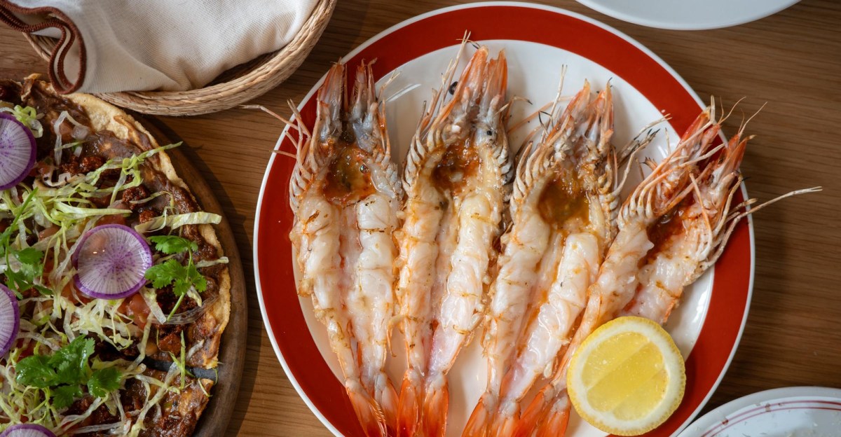 Review: Venice’s San Damián Is Los Angeles’s Seafood Siren of Summer