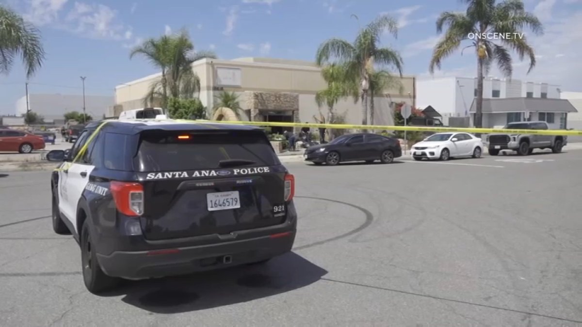 Police storm Santa Ana building to bust suspected drug operation – NBC Los Angeles