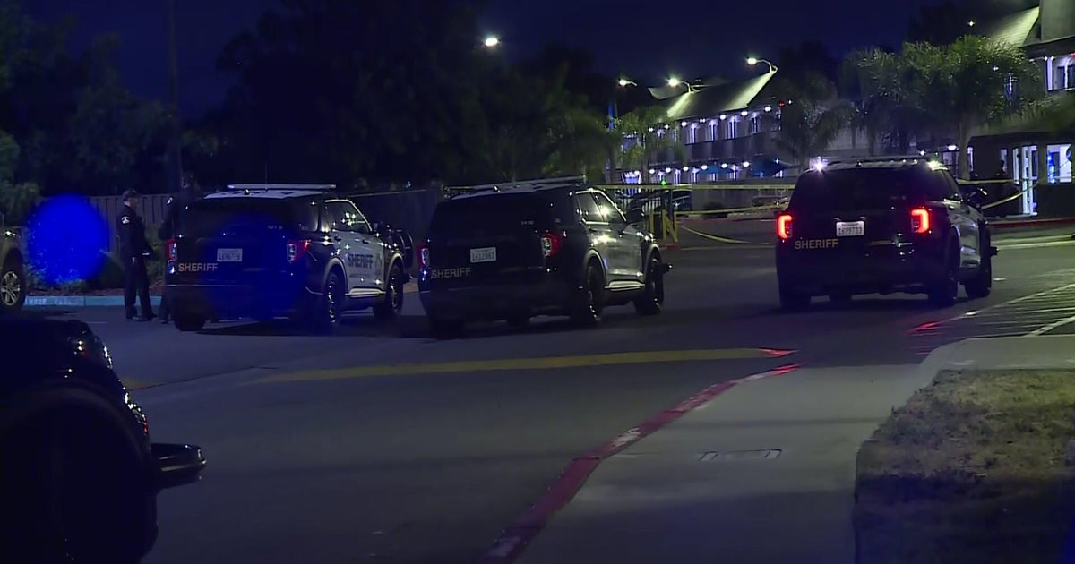 1 dead in Sacramento County shooting inside Motel 6 lobby