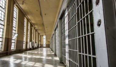 Woman Whose Child Drowned In Plastic Bin Bathtub Due In Court, Prosecutors Say