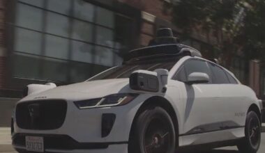 California's 'robotaxi crackdown': New law allows police to cite driverless cars