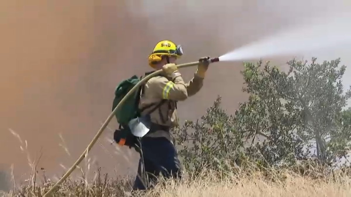 Live updates: Sorrento Valley, Oceanside fires force evacuations – NBC 7 San Diego