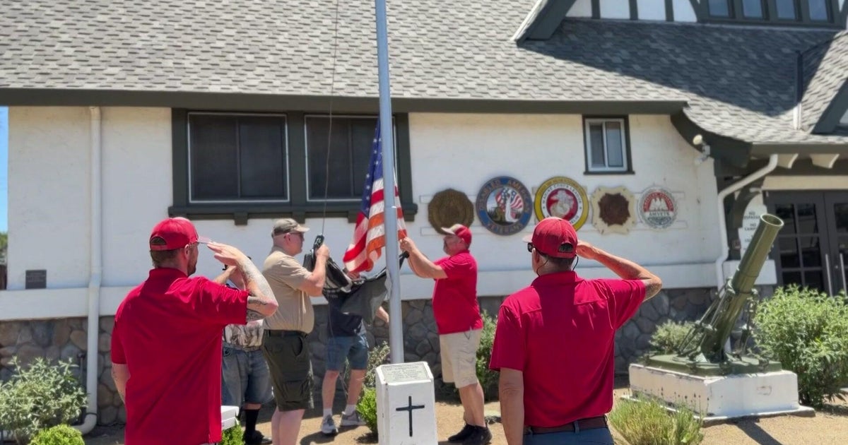 Vacaville volunteers replace neighbors' torn American flags on Flag Day