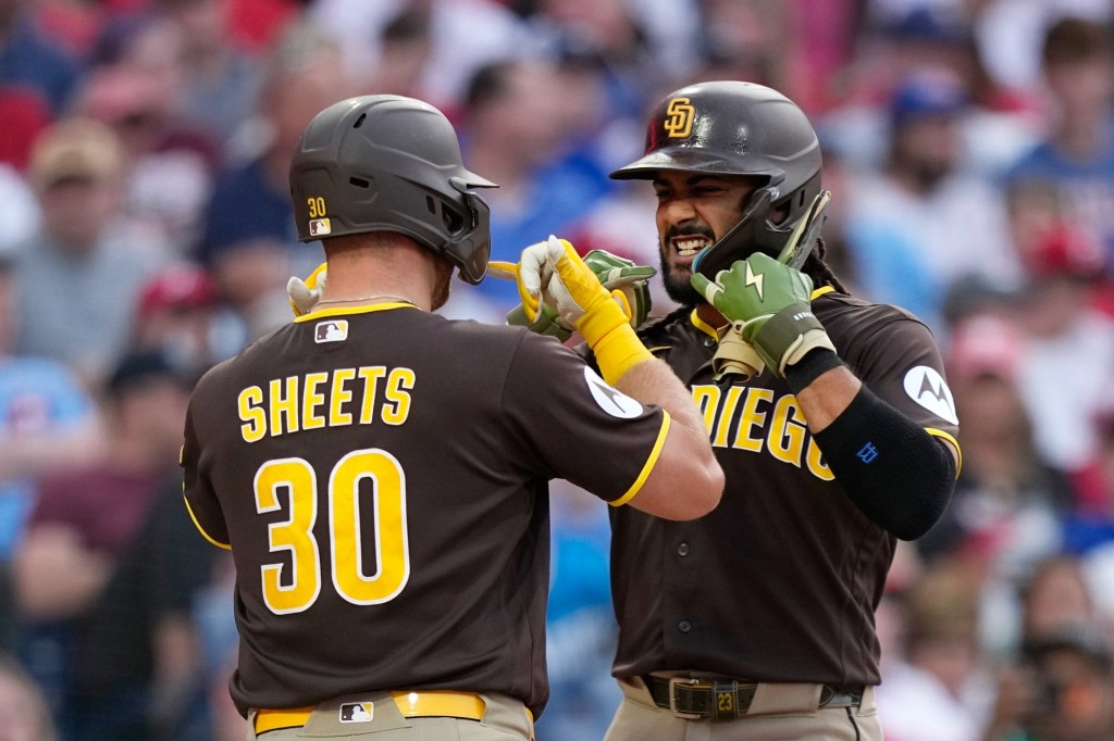 Padres Daily: May gray, June swoon, out of it soon?