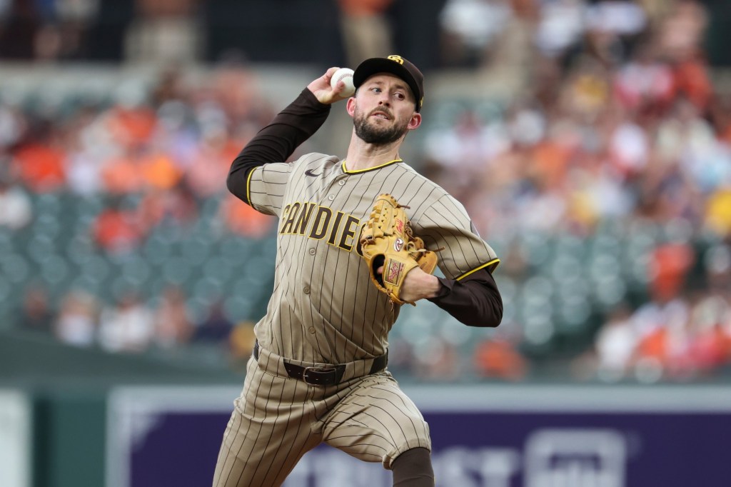 Canning lets game get away early, as Padres start trip with loss to Orioles
