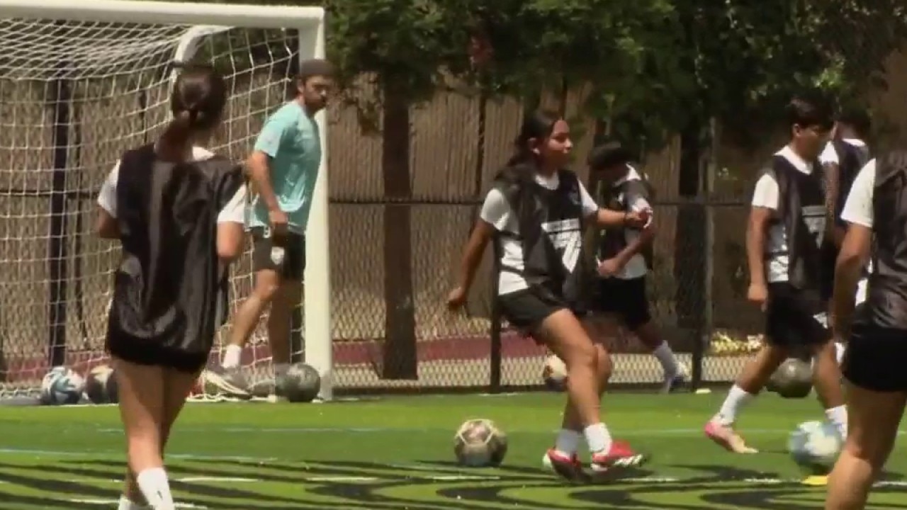 New soccer field unveiled in Oakland ahead of World Cup