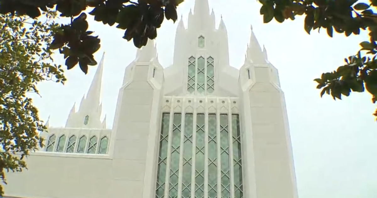 San Diego California Temple opens doors to public
