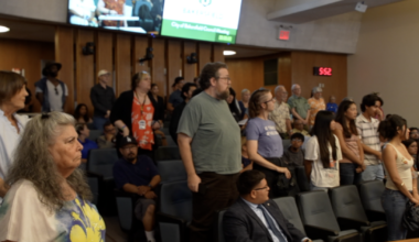 Bakersfield council approves tree trimming contract amid resident outcry