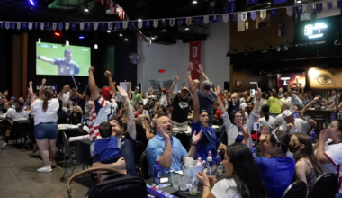 US men's soccer team advances to knockout round, Bakersfield fans celebrate