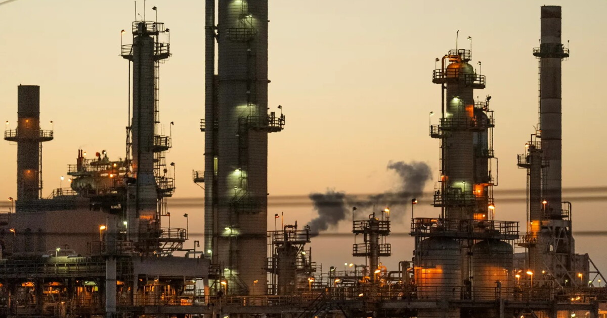 California overhauls carbon market — critics say it’s a giveaway to oil