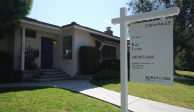 LA City Council delays state housing law by allowing apartments in some neighborhoods