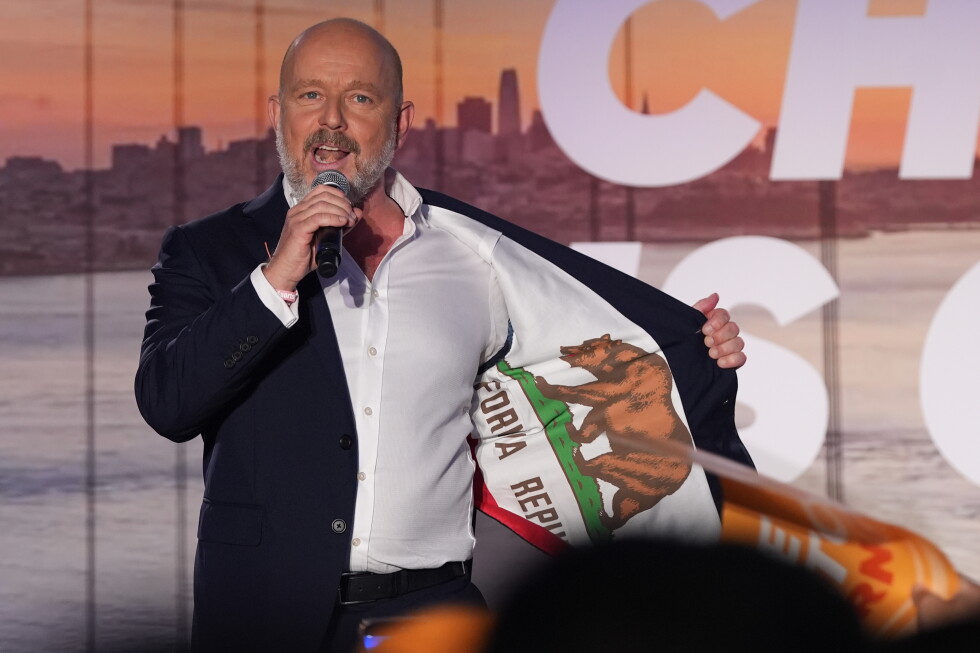 California voters weigh in on governor's race in primary election